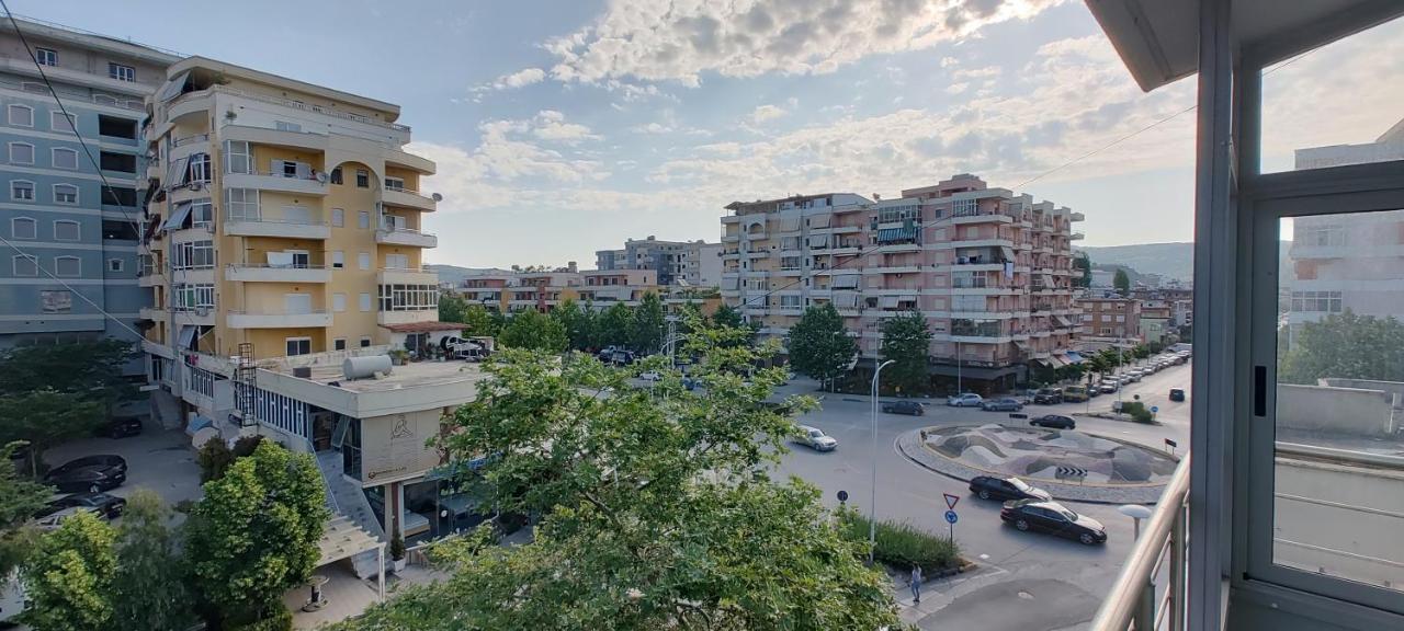 Vlora Central & Comfy Apartment Kültér fotó