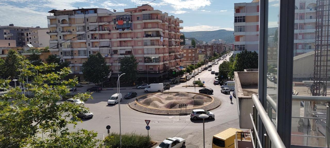 Vlora Central & Comfy Apartment Kültér fotó